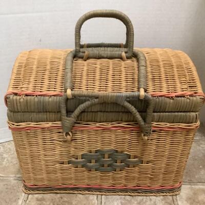 C638 Six Baskets and One Woven Waste Basket with Lid