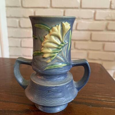 LOT 3 - 118-6, Freesia Collection, Roseville Pottery, Vase with Handles