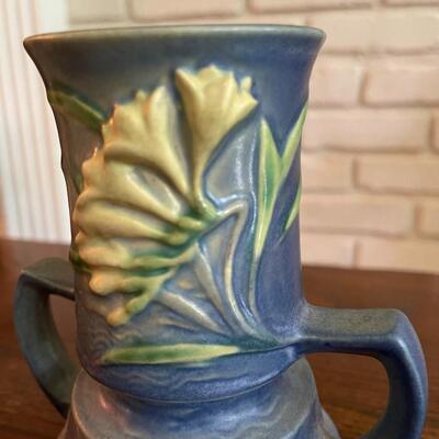 LOT 3 - 118-6, Freesia Collection, Roseville Pottery, Vase with Handles