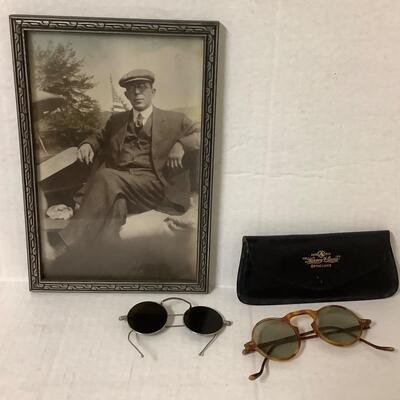 B651 Antique Tortoiseshell Frame Sunglasses Wilson Metal Frame Sunglasses and Framed Black and White Photo