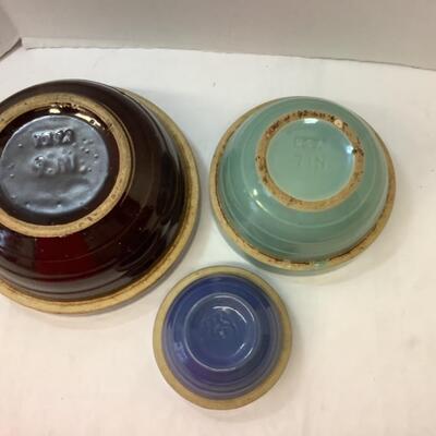 273. Set of Three Antique Pottery Bowls ( USA ) 