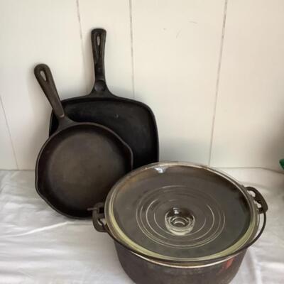 290. Wagner ware Cast Iron Lot