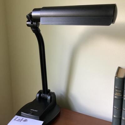 A592 Black Ott-Lite Desk Lamp