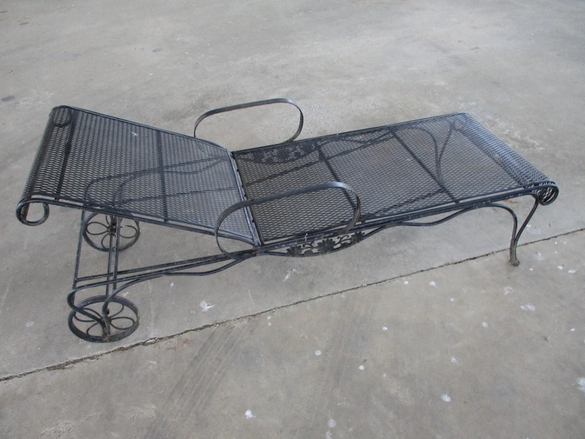 Antique Outdoor Deco Wrought Iron Lounge Chair 2 Of 2