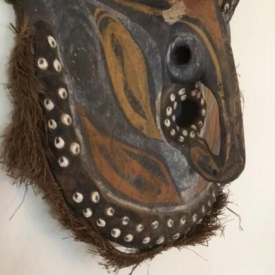 B570 Papua New Guinea Tribal Mask Sepik River