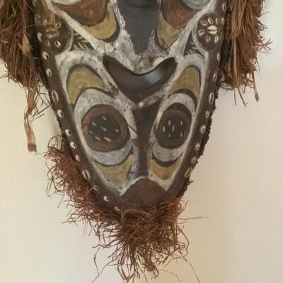 B571 Papua New Guinea Tribal Mask Sepik River