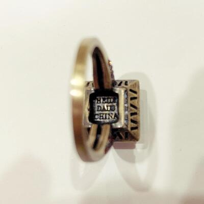 Heidi Daus "Fearless Beauty" Swarovski Crystal Ring Size 7