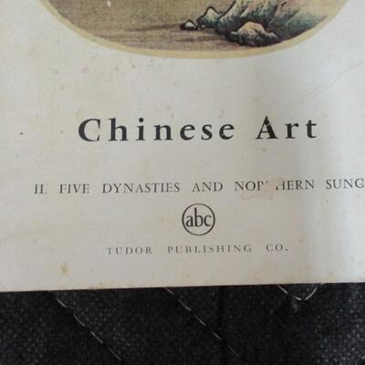 Lot 67 - Decorative Asian Chinaware - Chinese Art Books
