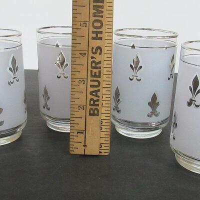 4 Mid Century Tumblers Frosted Fleur de Lis Silver Trim