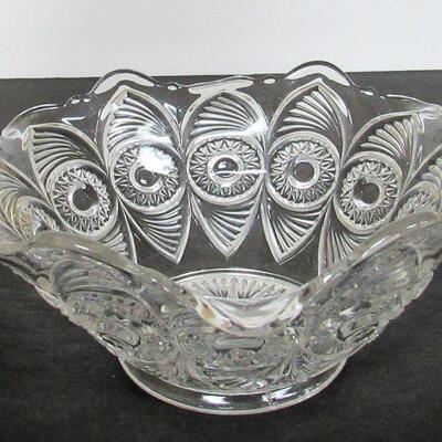 Pattern Glass Bullseye and Fan Ruffled Bowl 7