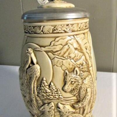 Collector Stein Tribute to the North American Wolf