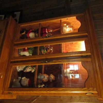 Vintage Solid Wood Hutch and China Display Cabinet (No Contents)