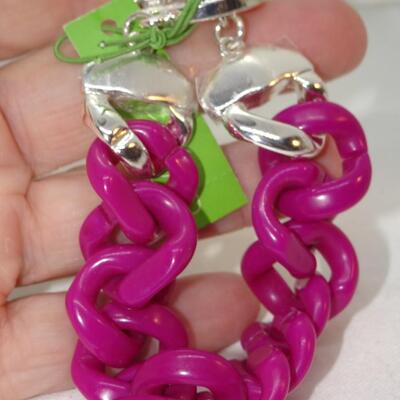 Hot Pink Never Worn Vera Bradley Chain Bracelet, Silver tone NWT