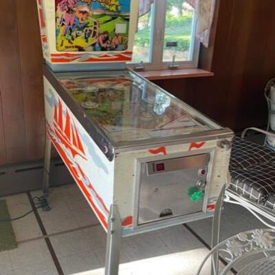 Gottlieb Ships Ahoy Pinball Machine