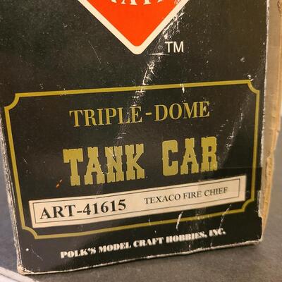 Lot 27: Aristo-Craft Triple-Dome Tank Car Art-41615 Texaco Fire Chief