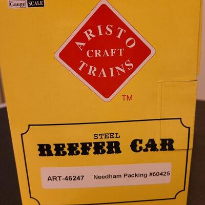 Lot 32: Aristo-Craft Steel Reefer Car ART-46247 Needham Packing #60425