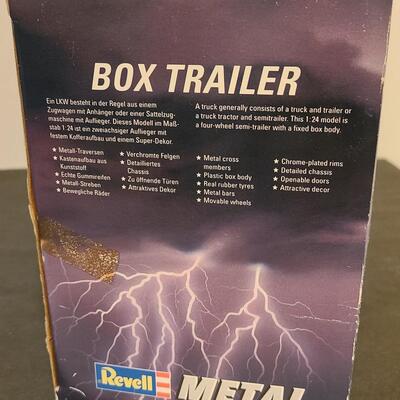 Lot 45: Revell Die-Cast 1:24 Scale Box Trailer Trans World Trucking 