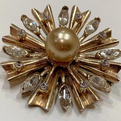 Corocraft Sterling Sunburst Flower Brooch/Pendant