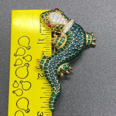 Vintage KJL Kenneth Jay Lane Green Enamel Rhinestone Lizard Reptile Gecko Pin Brooch