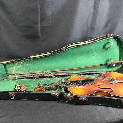 Vintage violin and case