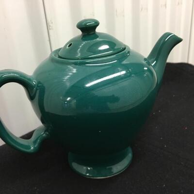 Vintage Green Porcelain Teapot 6â€h