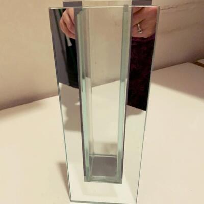 Retro Mirrored Vase