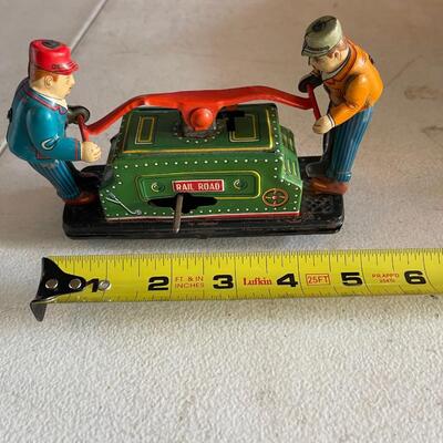 Vintage Tin Litho wind-up 2 man hand car / Toy