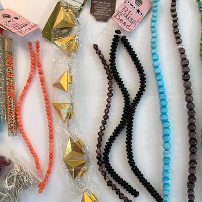 Mixed Bead Lot