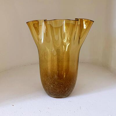 Ruffle Rim Vase