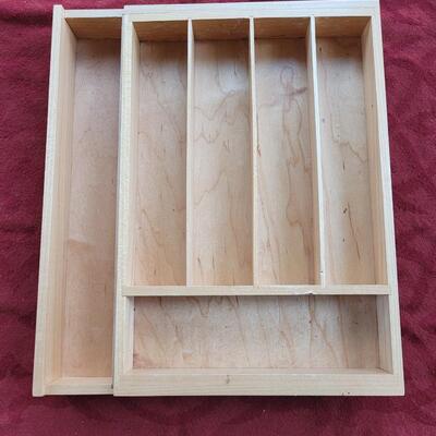 Lot 21:  Expanding Utensils Box handcrafted in Honduras 