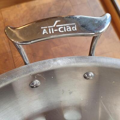 Lot 30: All Clad Wok