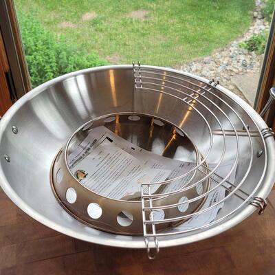 Lot 30: All Clad Wok