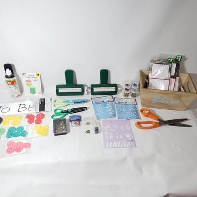 70 - Art Supplies 