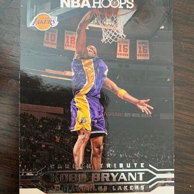 2 Kobe Bryant cards