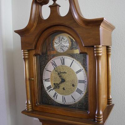 DANEKER GRANDMOTHER CLOCK - LOCAL PICK UP ONLY - ALBANY OR