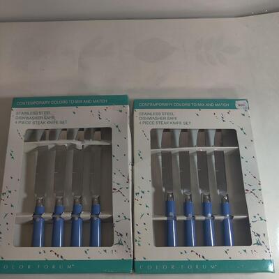 8 steak knives