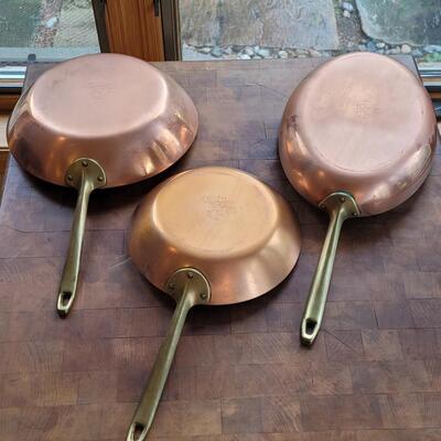 Lot 35: Paul Revere Copper Skillet Set (3) with Brass Handles