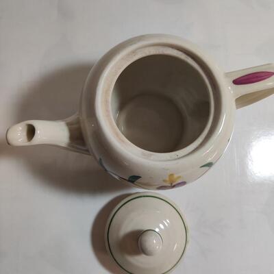 Tea pot 