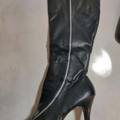 Women's 9 1/2 high heels 