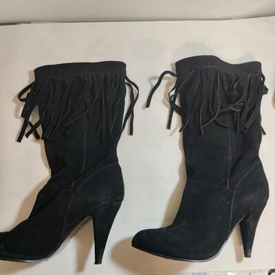 Women's size 9 high heels 