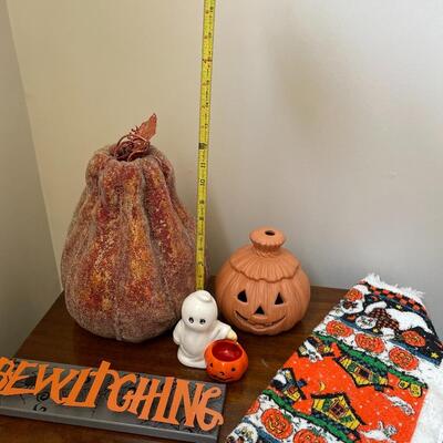 #37 Halloween Items Lot of 5 Hand Towel, Pumpkins, Ghost Candleholder, â€œBewitchingâ€ Sign