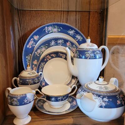 Lot 84: Wedgwood Blue Siam Large China Set (mostly new in packages) 