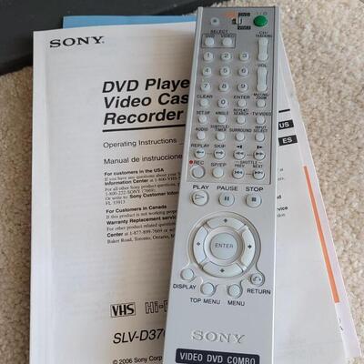 Lot 100: Sony DVD Player/ VHS Recorder with Manual and Remote