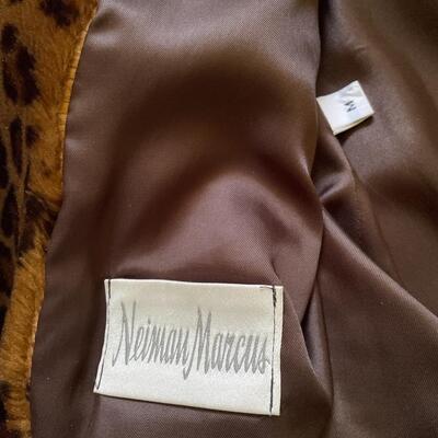 #58 Vintage NIEMAN MARCUS Faux Leopard Fur Swing Coat w/Dolman Sleeves Size M