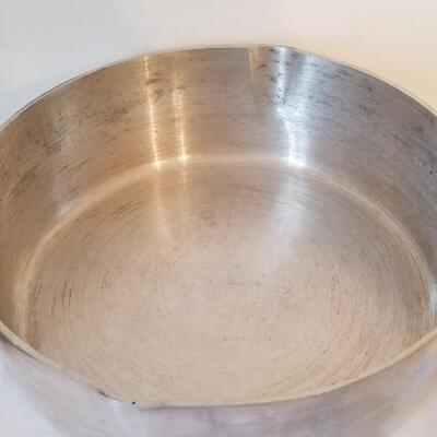 Lot #38  Magnalite Deep Skillet