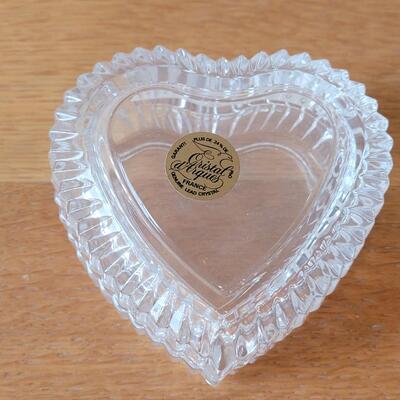 Lot 161: Crystal Heart Trinket Box and Small Crystal Dish