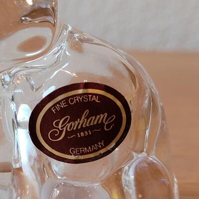 Lot 166: Gorham Crystal Elephant Salt & Pepper Shakers 