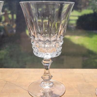 Lot 168: Crystal Stemware (4)