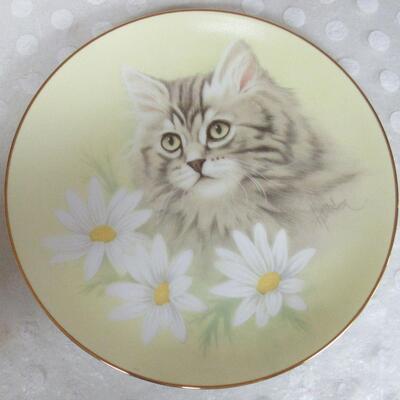 Petals and Purrs Collection, Spring Fever #3774A Plate