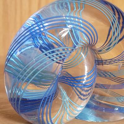 Lot 174: Blown Glass Ribboned Shell Paper 